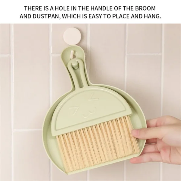 Mini Dustpan and Broom Set, Pet Cage Broom Brush Dustpan, Desktop Cleaning Brush, Household Desktop Mini Broom, Dining Table, Brush Set for Cleaning Laptops,