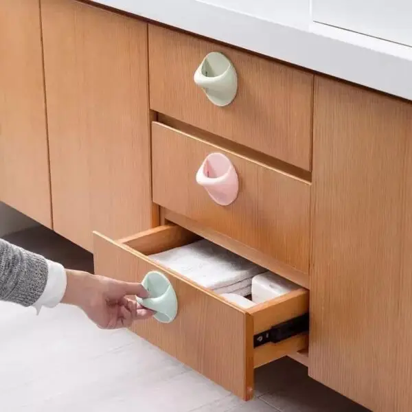 Sticky Drawer Handle (2pcs) - KaamKiCheez.Pk